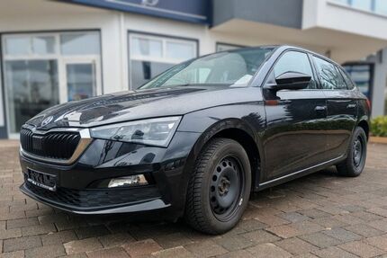 Skoda Scala 99.000 km 17.499 &euro; Niederlauken 61276