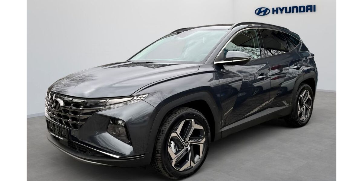 Hyundai TUCSON 7.200 km 29.990 &euro; München 81825