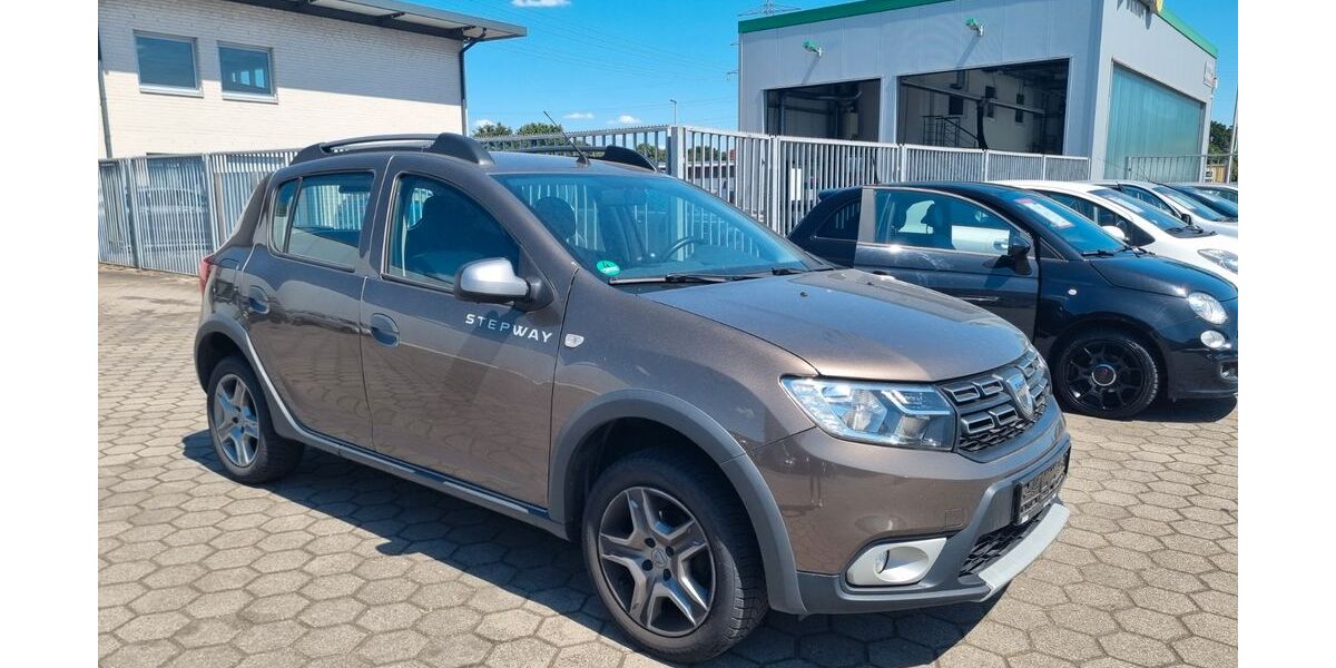 Dacia Sandero 109.000 km 7.599 &euro; Dinslaken 46539