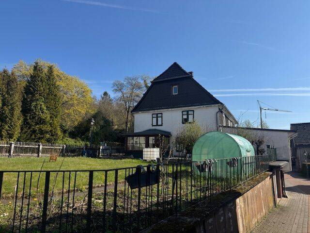 Doppelhaushälfte Neuenrade - 8 Zimmer, 170 m&sup2;, 134.900&euro; | Angebot:26258033