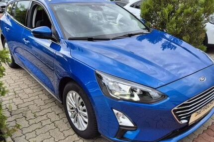 Ford Focus 46.200 km 21.290 € Mannheim 68219
