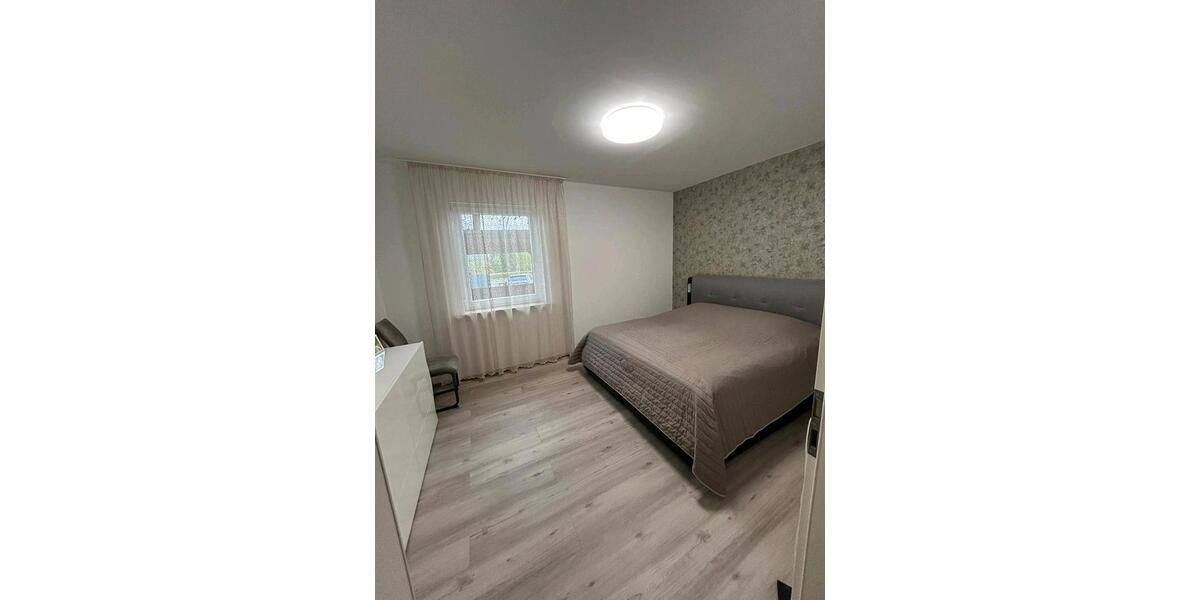 Bungalow Ebersdorf bei Coburg - 5 Zimmer, 170 m&sup2;, 375.000&euro; | Angebot:26954573
