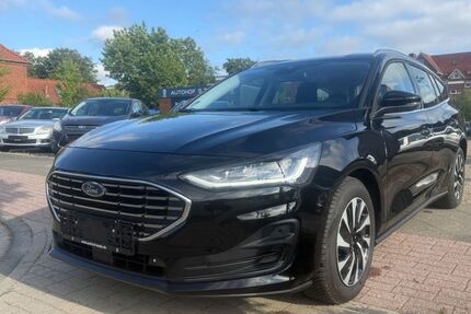 Ford Focus 4.937 km 22.990 &euro; Stade 21680