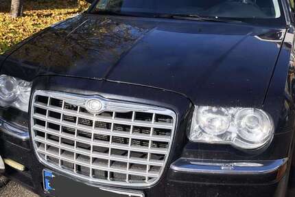 Chrysler 300C 285.000 km 2.999 € Radolfzell 78315