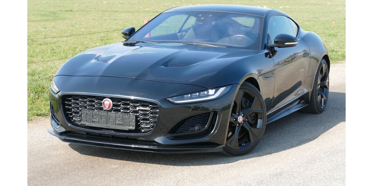 Jaguar F-Type 5.000 km 71.900 &euro; Regensburg 93053