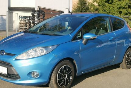 Ford Fiesta 235.000 km 1.800 € Cham 93413