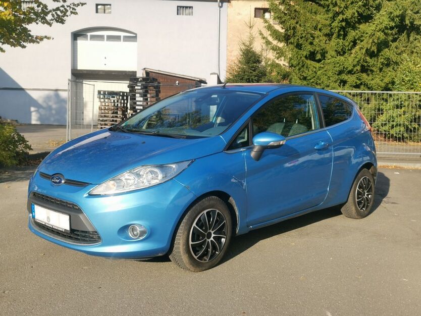 Ford Fiesta 235.000 km 1.800 € Cham 93413