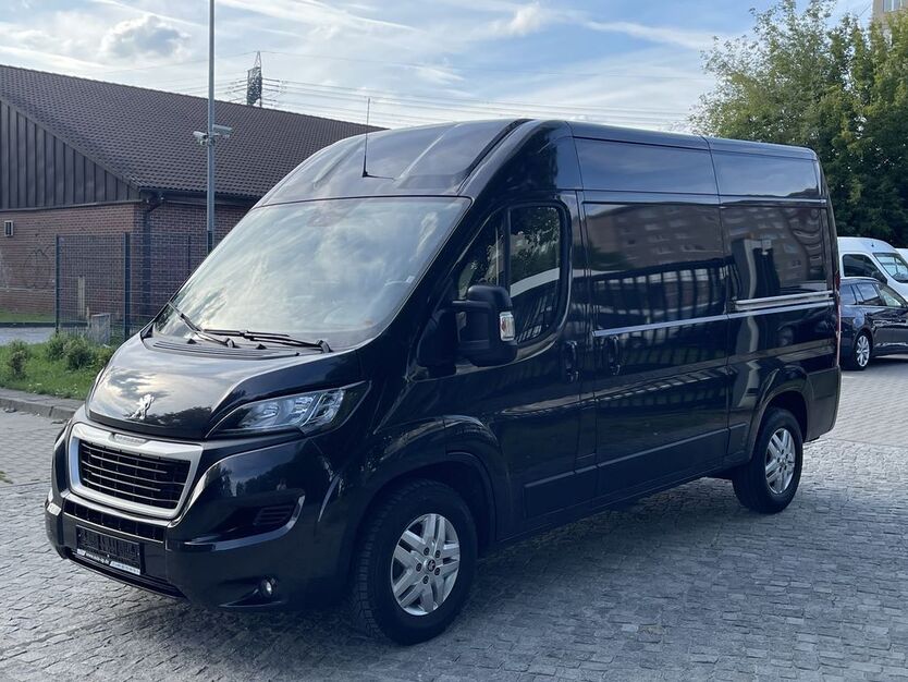 Peugeot Boxer 72.000 km 22.015 € Berlin 12681