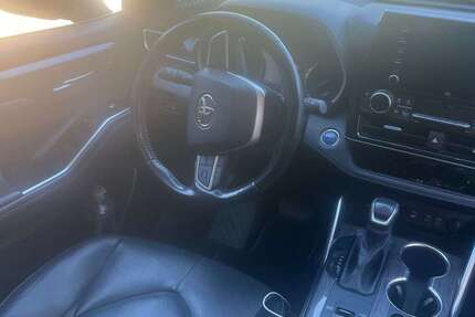 Toyota Highlander 77.000 km 40.000 € Wiesbaden 65193