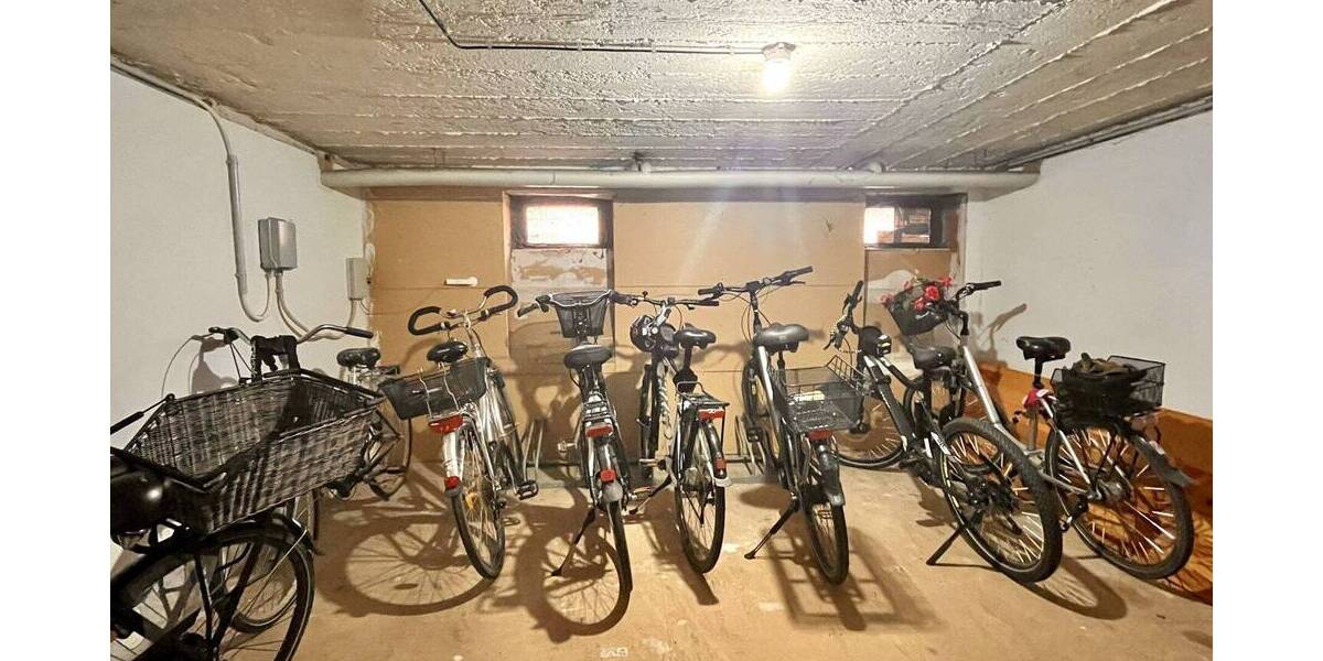 Etagenwohnung Bergheim - 3 Zimmer, 67 m&sup2;, 170.000&euro; | Angebot:26886040