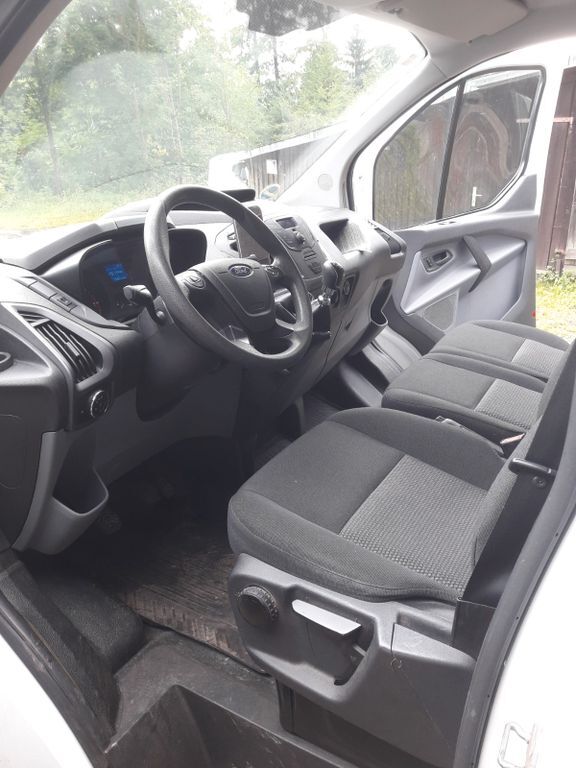 Ford Transit Custom 208.000 km 7.900 € Teisnach 94244