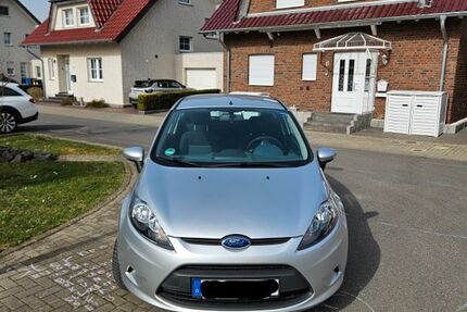 Ford Fiesta 104.787 km 2.500 &euro; Jülich 52428