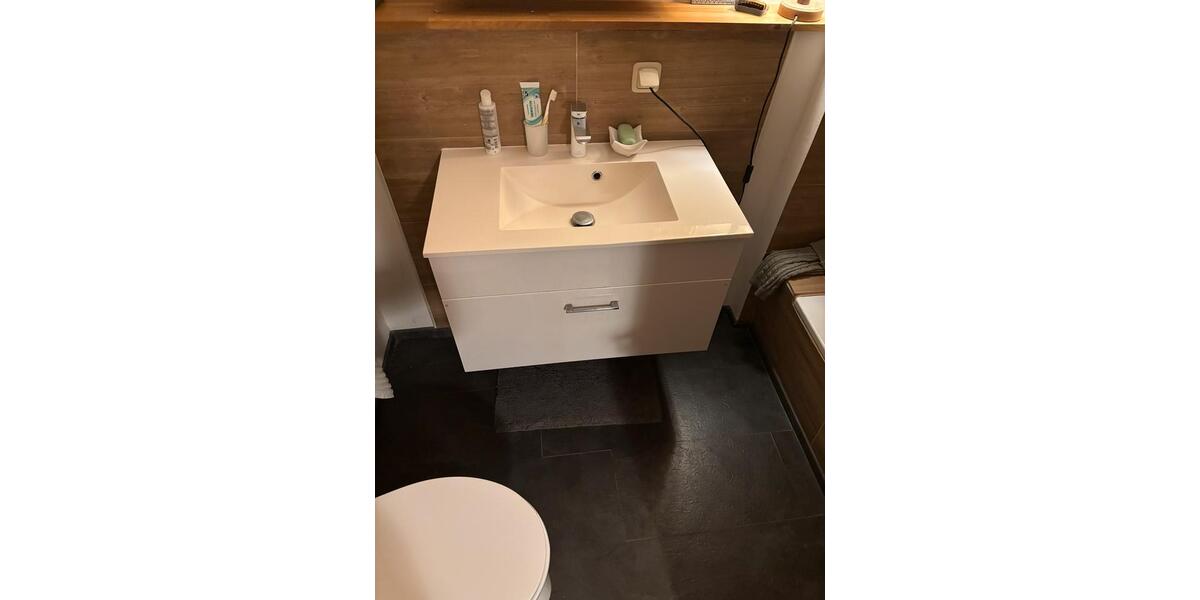 Dachgeschoßwohnung Stadtilm - 1 Zimmer, 35 m&sup2;, 225&euro; | Angebot:26284960