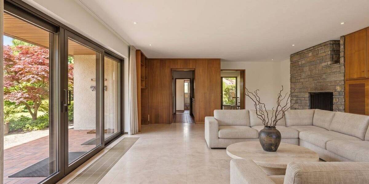Einfamilienhaus Singen (Hohentwiel) Singen - 6 Zimmer, 235 m&sup2;, 695.000&euro; | Angebot:26835277