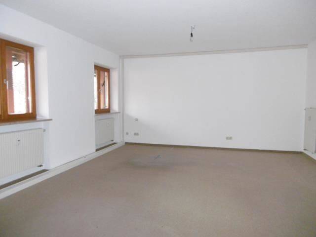 Gewerbeobjekt Kochel a. See Ried - 5 Zimmer, 285 m&sup2;, 2.000&euro; | Angebot:25745171