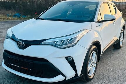 Toyota C-HR 115.000 km 16.500 &euro; Berlin 12099