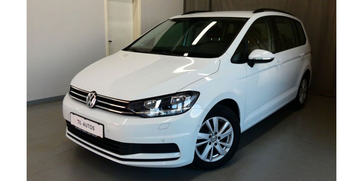 VW Touran 122.349 km 19.990 € Dorfen 84405