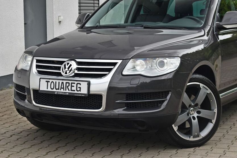 VW Touareg 199.800 km 11.991 € Wiesbaden 65203