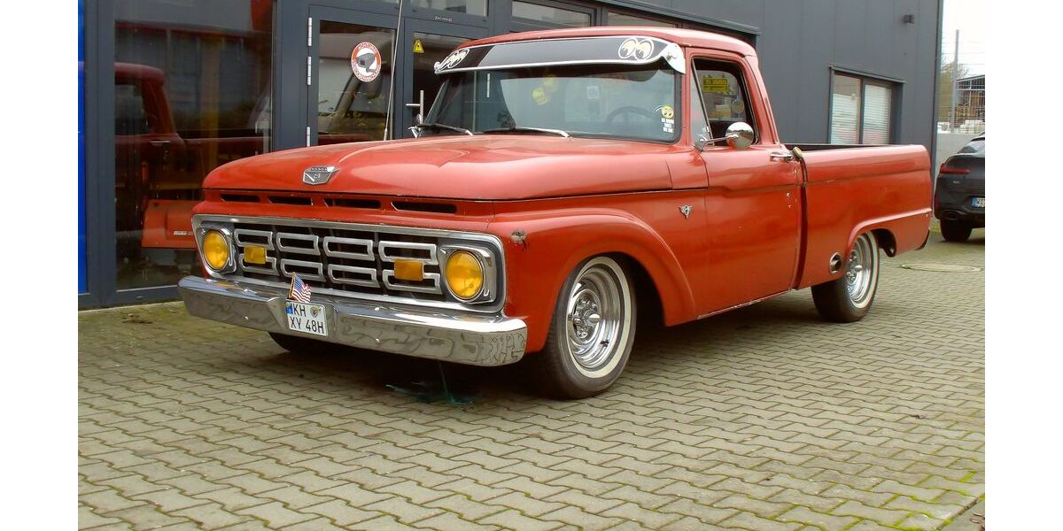 Ford F 100 80.000 km 34.500 &euro; Weinsheim 55595