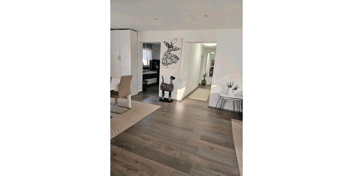 Terrassenwohnung Budenheim - 3 Zimmer, 90 m&sup2;, 1.750&euro; | Angebot:26664242