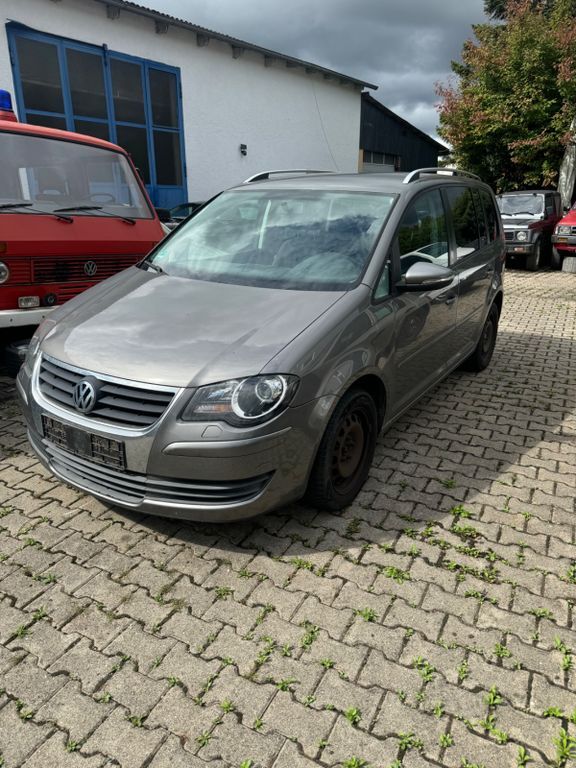 VW Touran 265.300 km 3.000 € Falkenberg 84326