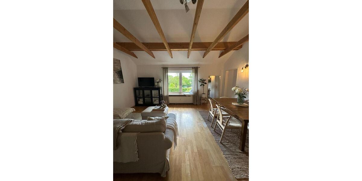 Dachgeschoßwohnung Rosengarten - 1 Zimmer, 65 m&sup2;, 925&euro; | Angebot:25638995