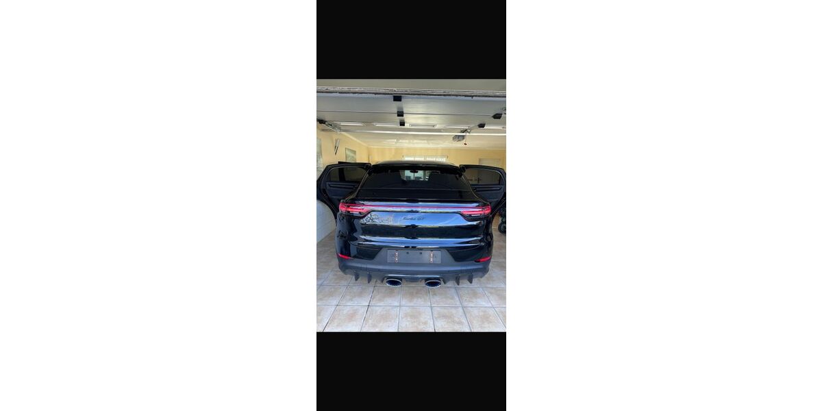 Porsche Cayenne 14.500 km 161.990 &euro; München 81241