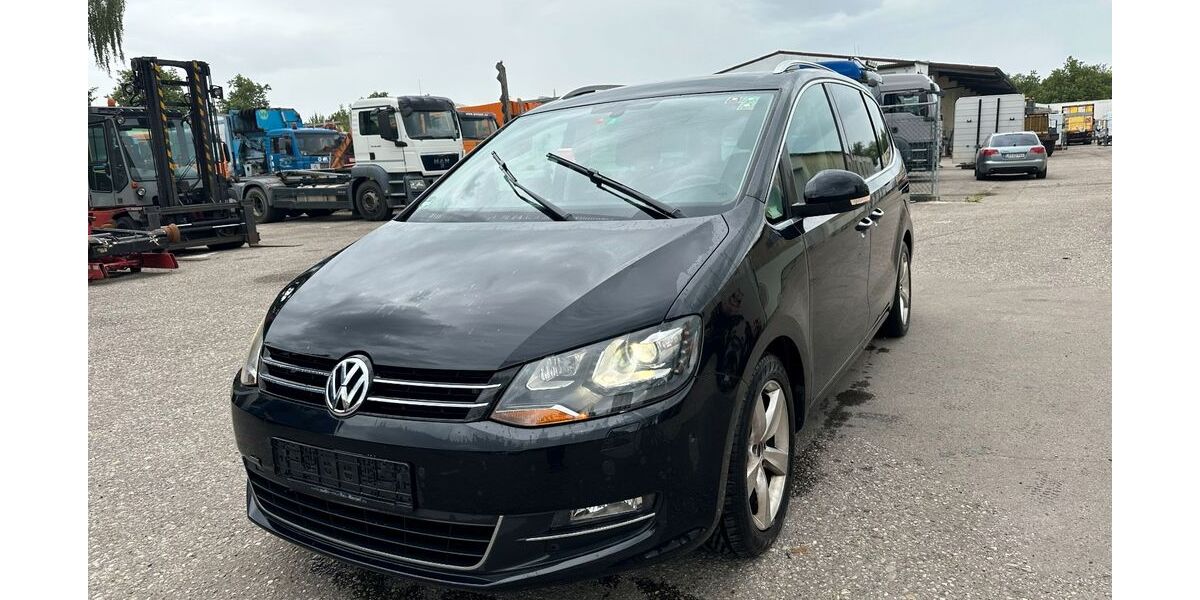 VW Sharan 262.522 km 8.900 &euro; Moosburg an der Isar 85368
