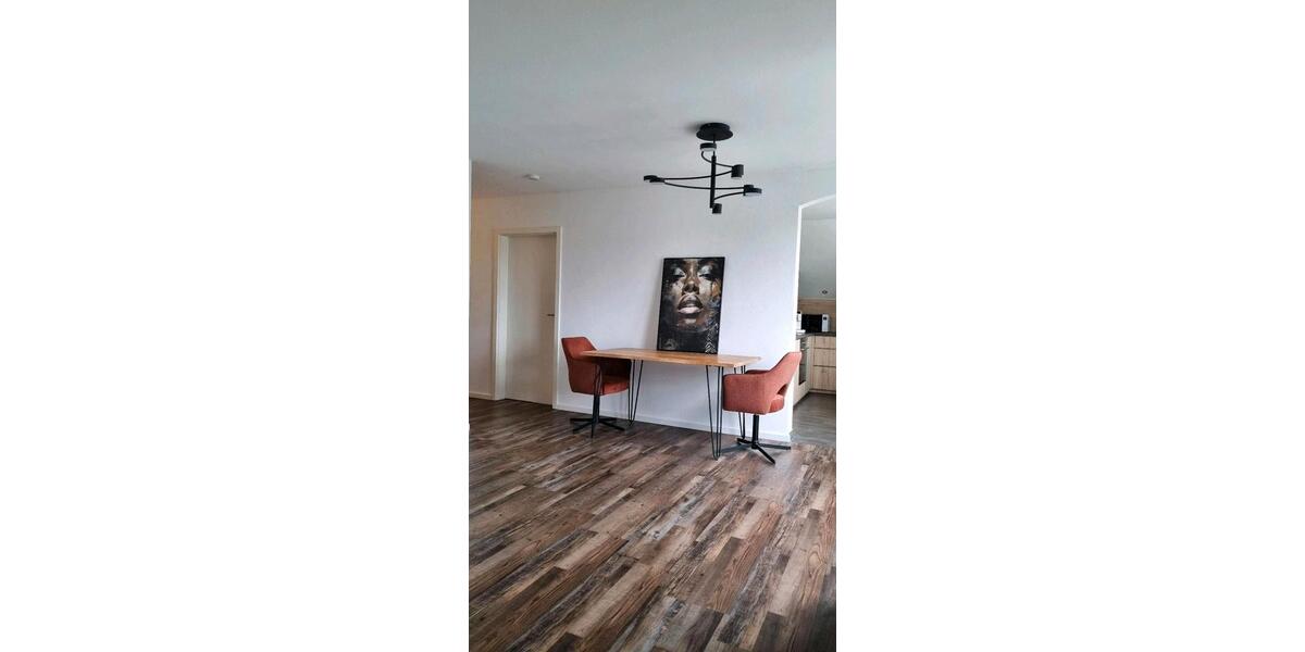 Dachgeschoßwohnung Kösching - 3 Zimmer, 60 m&sup2;, 850&euro; | Angebot:26582312