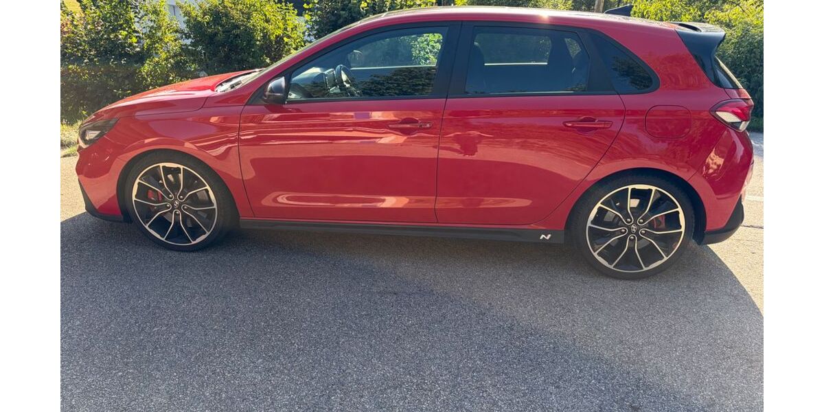 Hyundai i30 71.000 km 22.900 &euro; Hauzenberg 94051