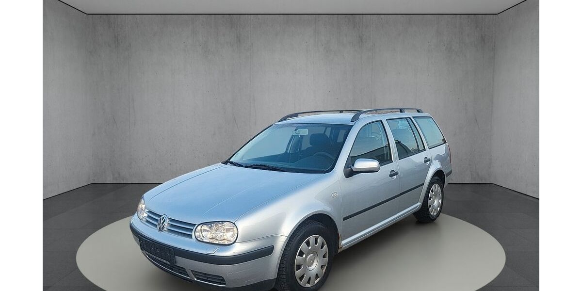 VW Golf 357.000 km 1.350 &euro; Luckau 15926