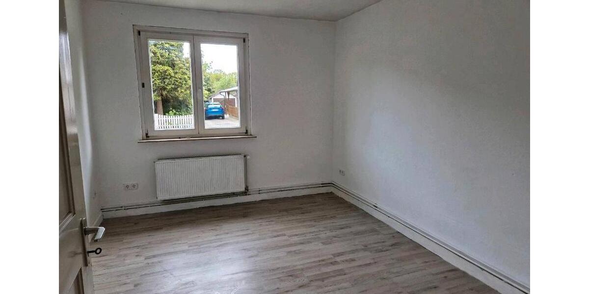 Etagenwohnung Hankensbüttel - 5 Zimmer, 95 m&sup2;, 800&euro; | Angebot:26648739
