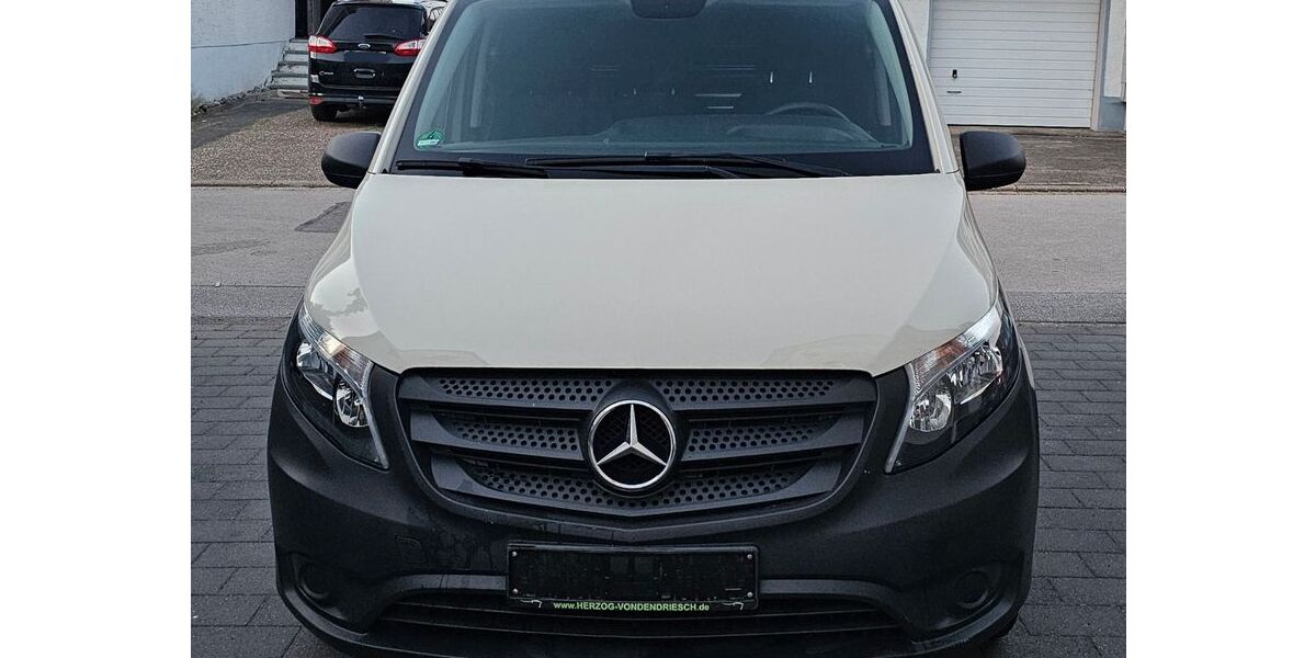 Mercedes-Benz Vito 120.023 km 16.500 &euro; Horn Bad-Meinberg 32805
