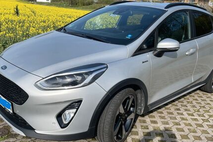 Ford Fiesta 98.000 km 9.899 &euro; Grumbach 67745