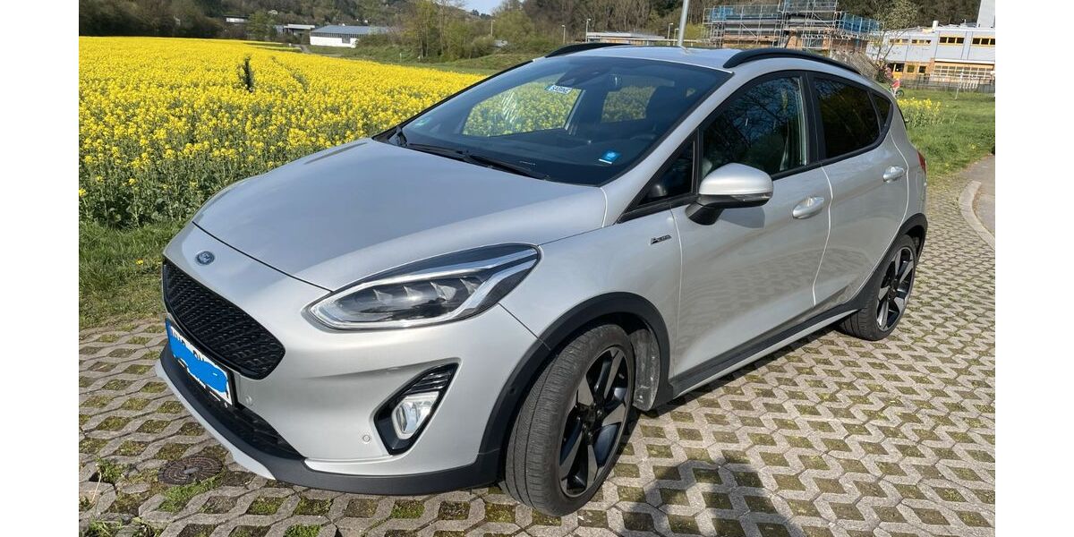 Ford Fiesta 98.000 km 9.999 &euro; Grumbach 67745