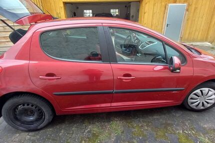 Peugeot 207 217.500 km 900 &euro; Neustadt an der Aisch 91413