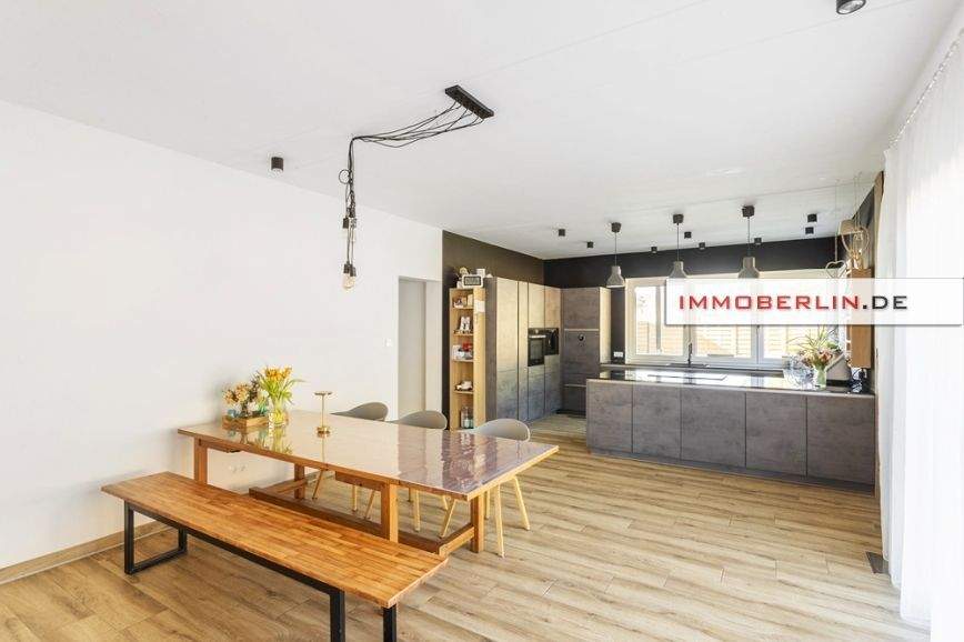 Einfamilienhaus Ludwigsfelde - 1 Zimmer, 185 m&sup2;, 1.089.000&euro; | Angebot:25983101