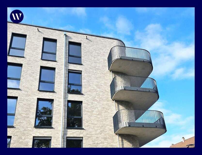 Erstbezug: Helle 3 Zimmer mit Balkon, Einbauküche, Echtholz-Parkett, Bad mit Walk-In-Dusche, Aufzug 3 zimmer