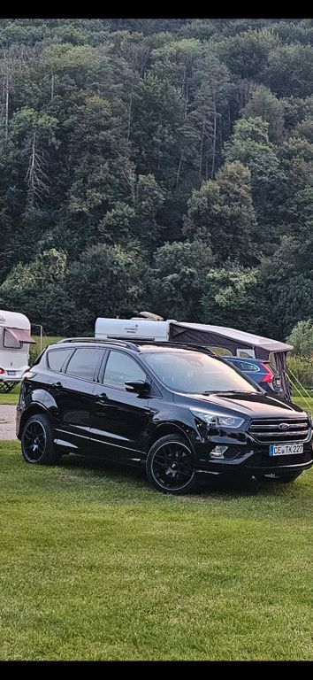 Ford Kuga 128.500 km 15.800 € Hambühren 29313