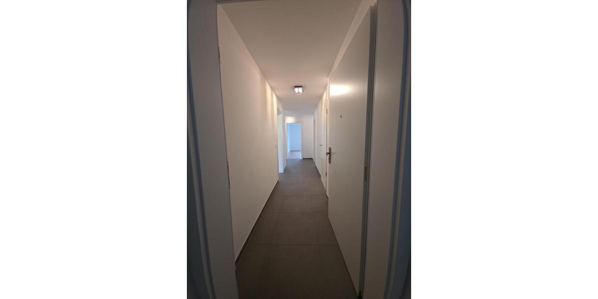 Etagenwohnung Hilden Forstbach - 3 Zimmer, 110 m&sup2;, 1.590&euro; | Angebot:26364638