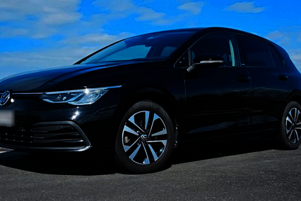 VW Golf 95.000 km 16.950 &euro; Upgant-Schott 26529