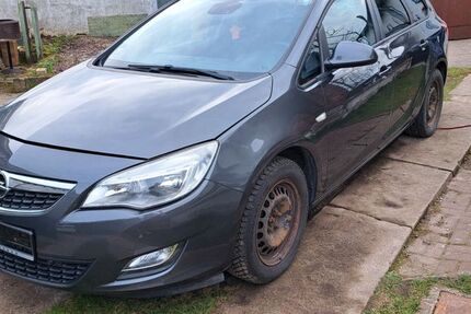 Opel Astra 225.879 km 3.000 &euro; meesiger 17111