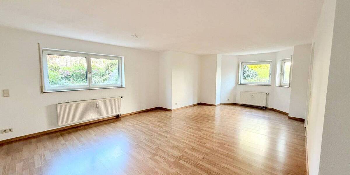 Etagenwohnung Ettenheim - 3 Zimmer, 92 m&sup2;, 900&euro; | Angebot:26309997