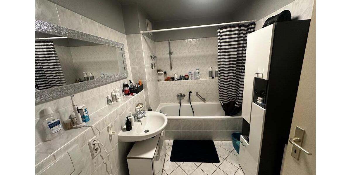 Erdgeschoßwohnung Zwickau - 2 Zimmer, 67 m&sup2;, 435&euro; | Angebot:26021815