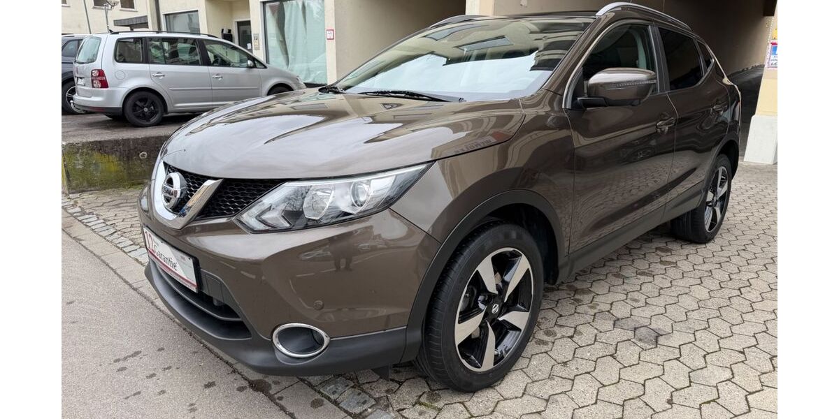 Nissan Qashqai 124.000 km 11.900 &euro; Senden 89250