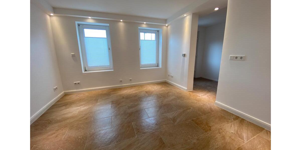 Doppelhaushälfte Bad Salzdetfurth - 6 Zimmer, 140 m&sup2;, 169.000&euro; | Angebot:26863452