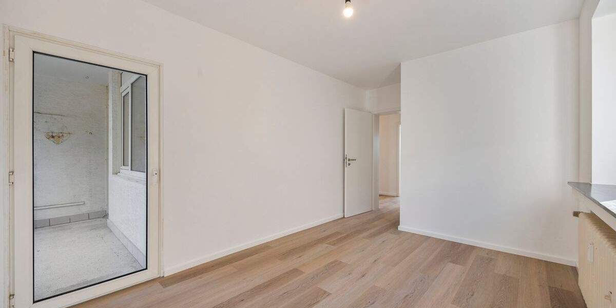 Etagenwohnung Hürth Alt-Hürth - 4 Zimmer, 87 m&sup2;, 270.000&euro; | Angebot:24814781