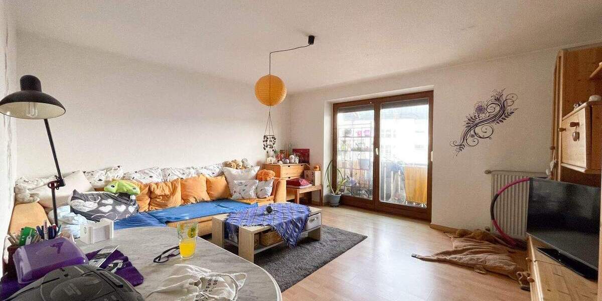 Etagenwohnung Altötting - 3 Zimmer, 77 m&sup2;, 199.000&euro; | Angebot:25676339
