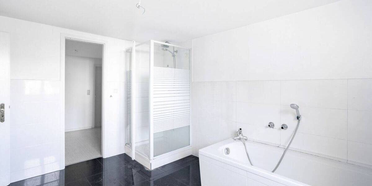 Mehrfamilienhaus, Wohnhaus Tribsees - 8 Zimmer, 200 m&sup2;, 60.200&euro; | Angebot:25665334
