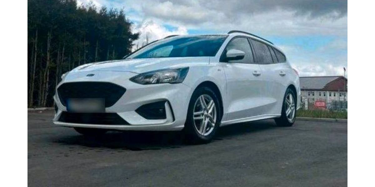 Ford Focus 96.000 km 13.399 &euro; Creglingen 97993